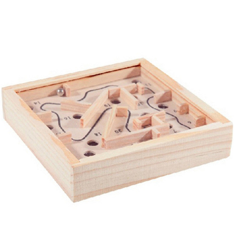 Mini Wooden Ball in Maze Game